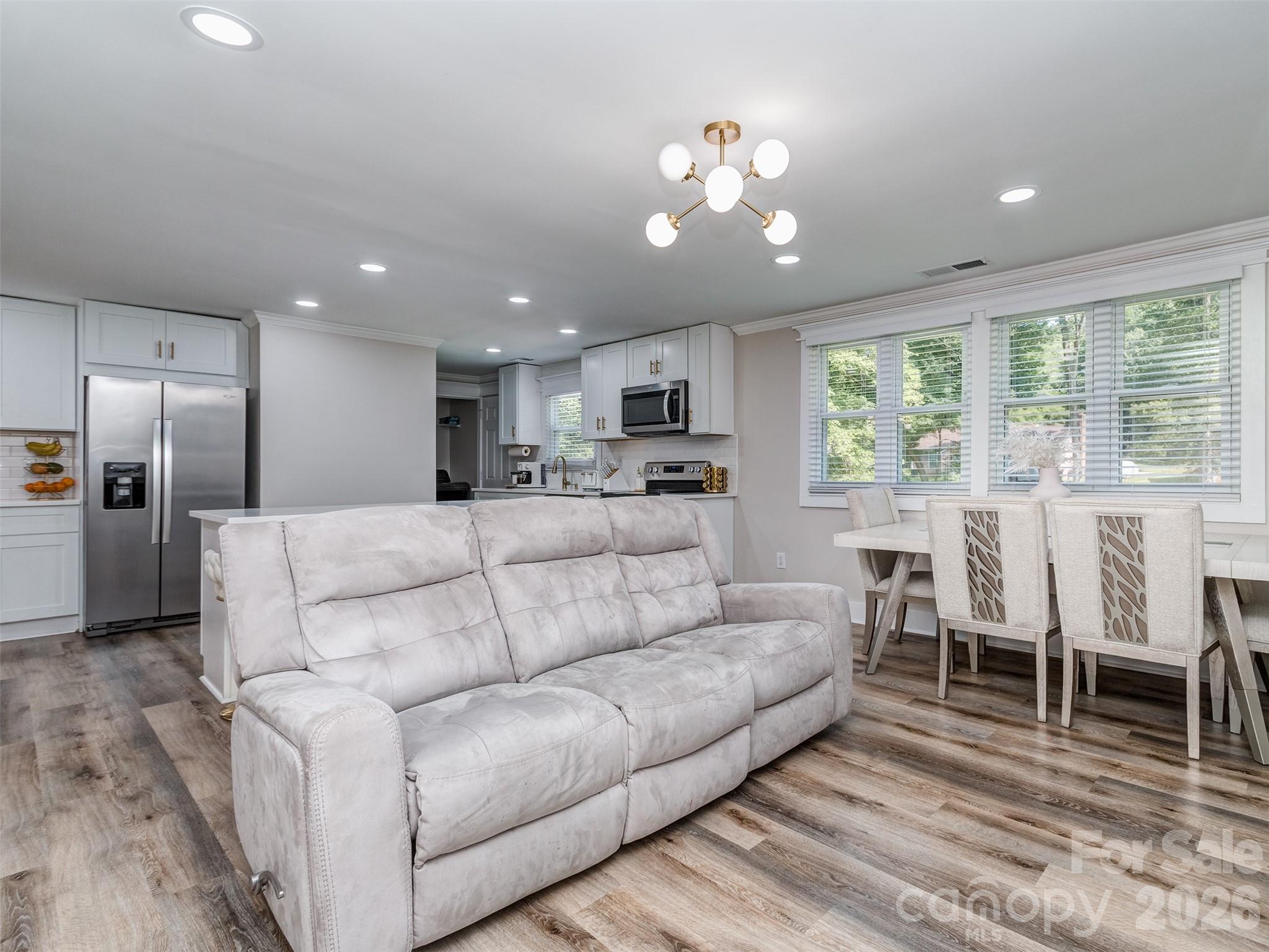 6821 Saddle Point Road — Charlotte