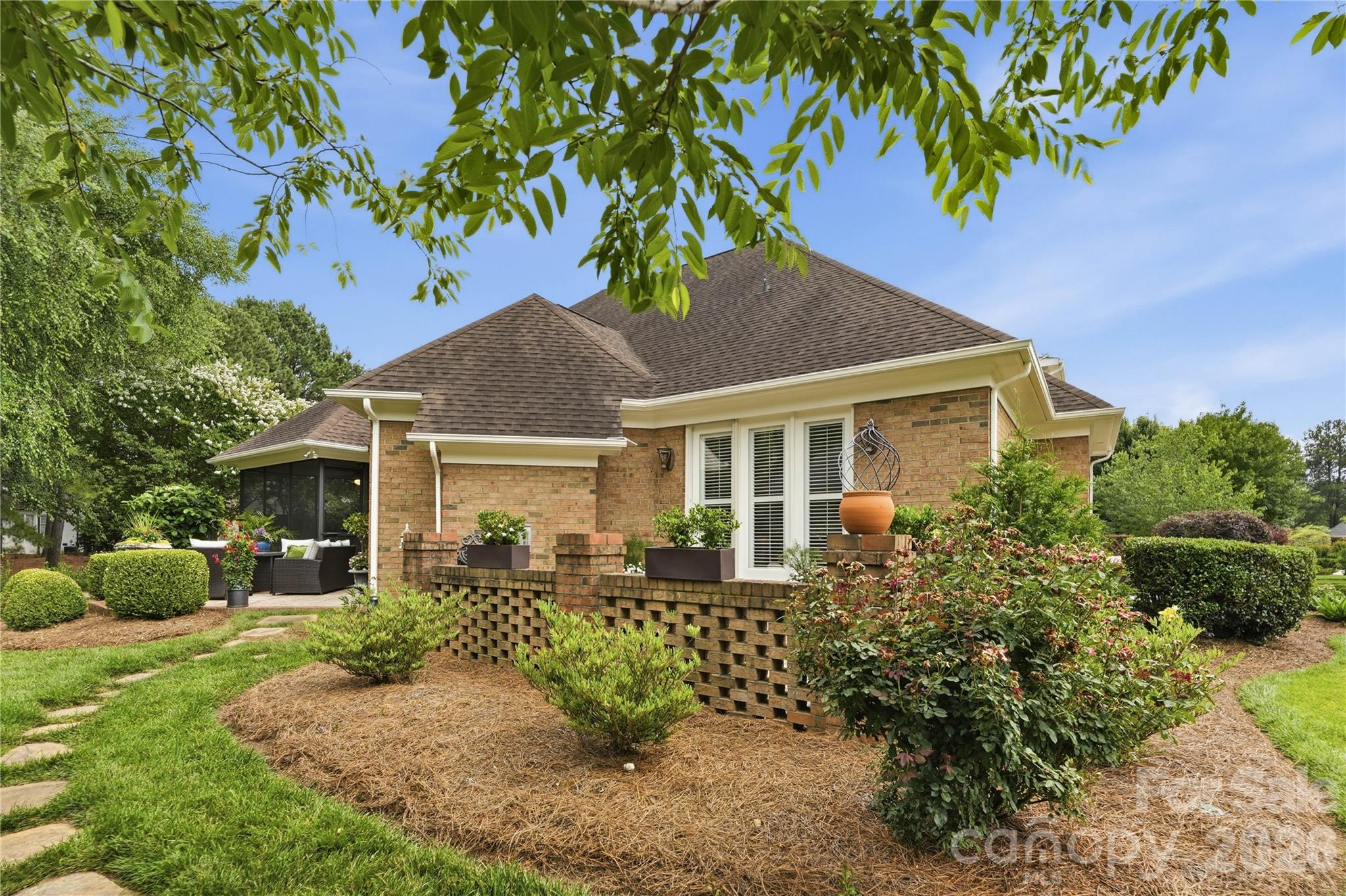 18527 Carnegie Overlook Boulevard — Davidson