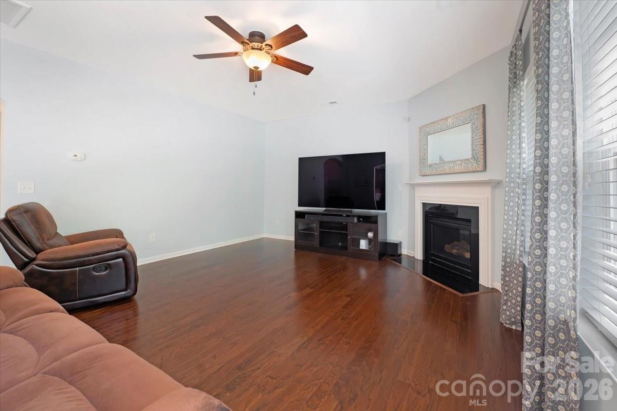 9718 Loughlin Lane — Charlotte