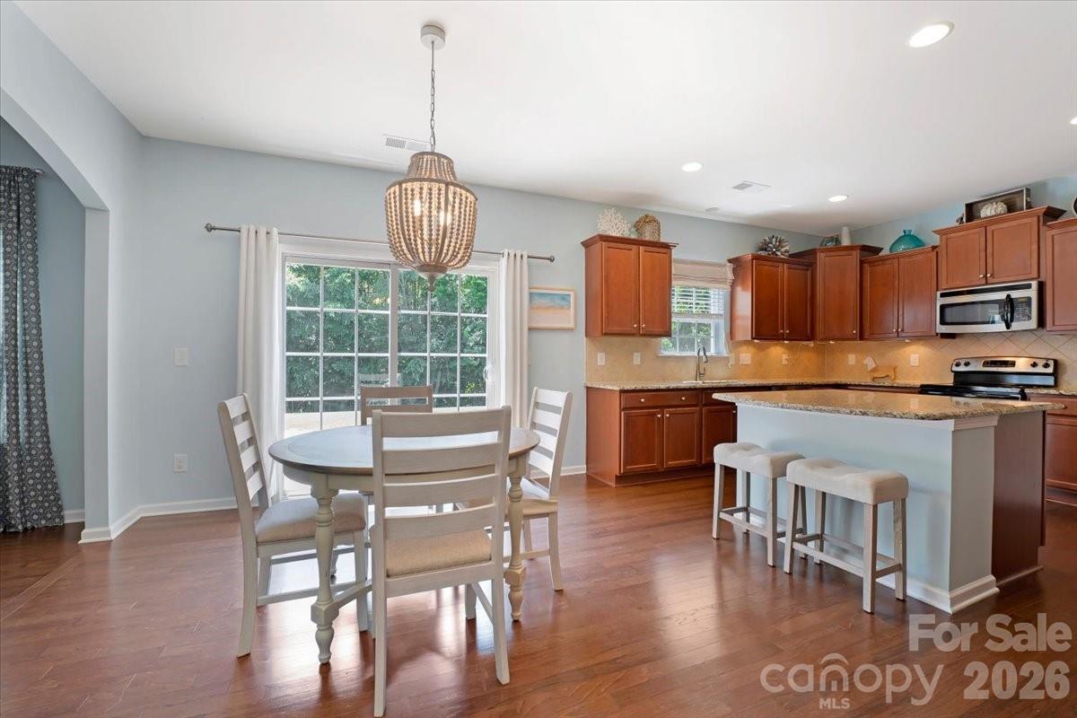 9718 Loughlin Lane — Charlotte