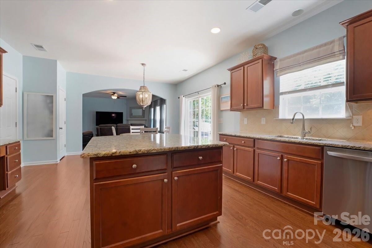9718 Loughlin Lane — Charlotte