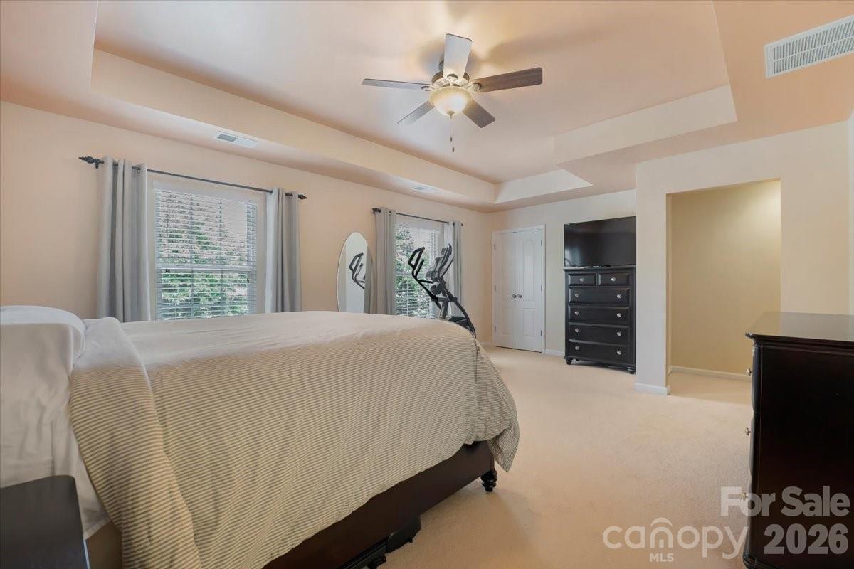 9718 Loughlin Lane — Charlotte