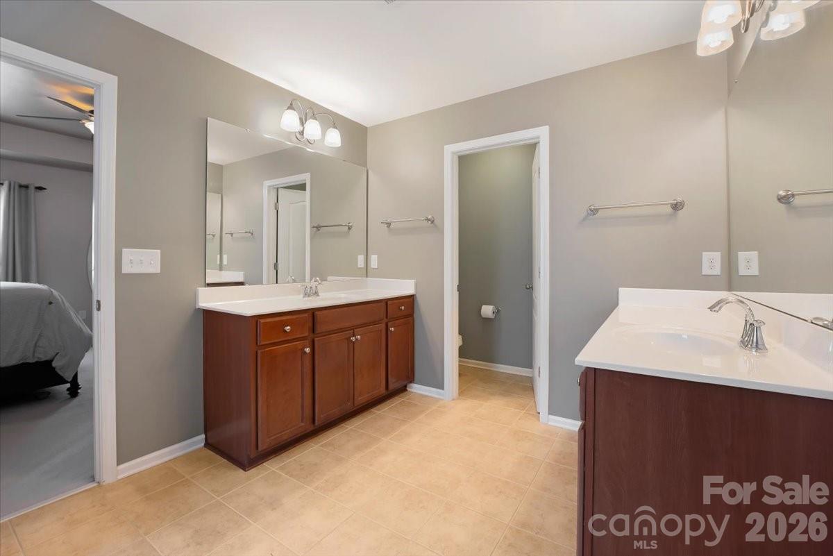 9718 Loughlin Lane — Charlotte