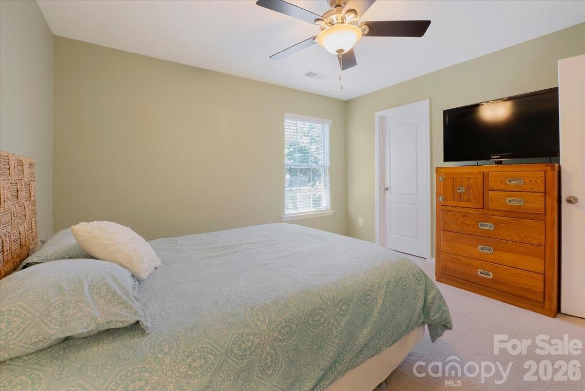 9718 Loughlin Lane — Charlotte