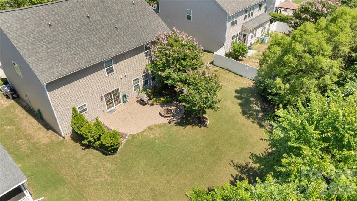 9718 Loughlin Lane — Charlotte