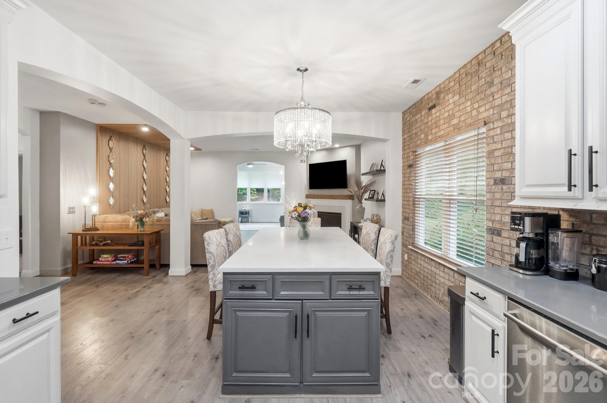 1424 Ridge Haven Road — Waxhaw