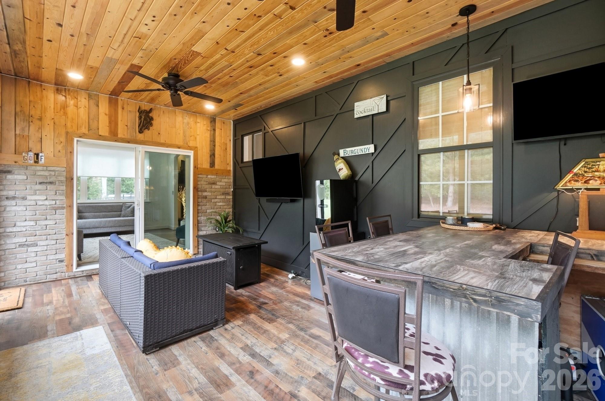 1424 Ridge Haven Road — Waxhaw