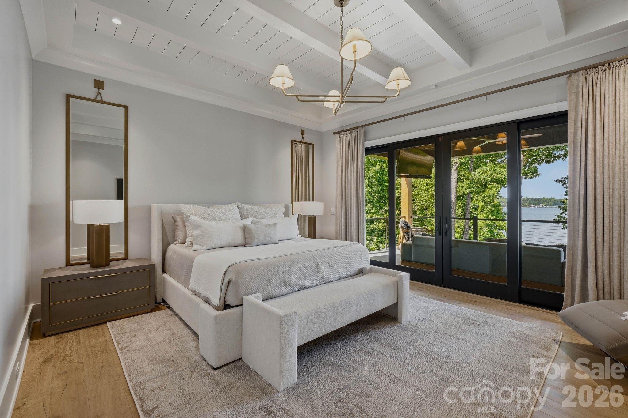 5915 Kiowa Road — Clover