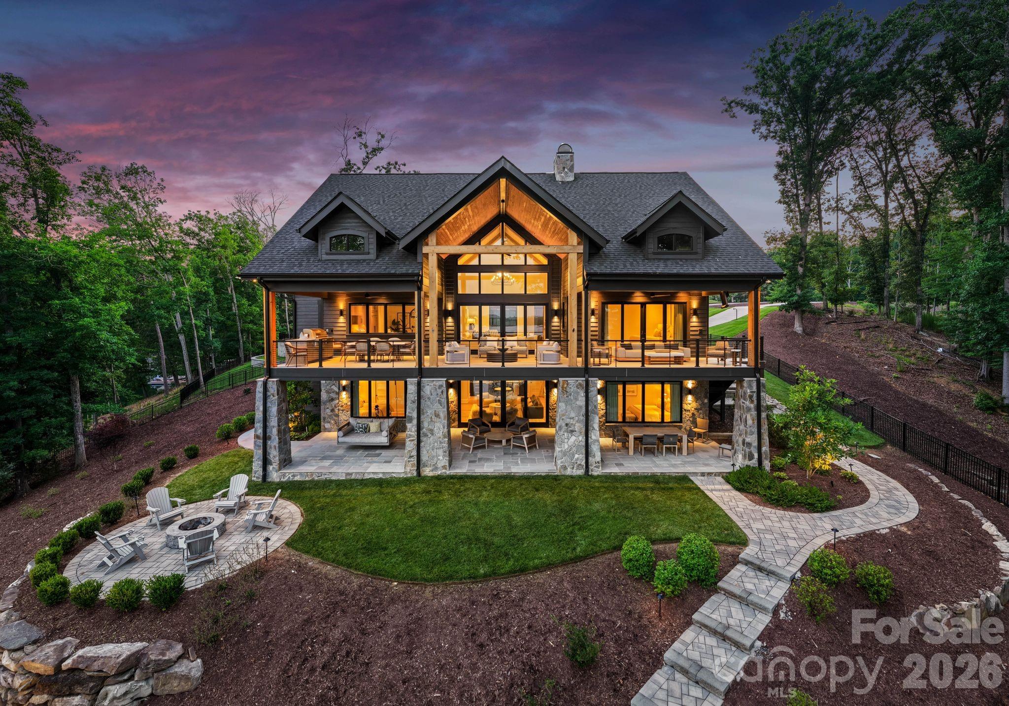 5915 Kiowa Road — Clover