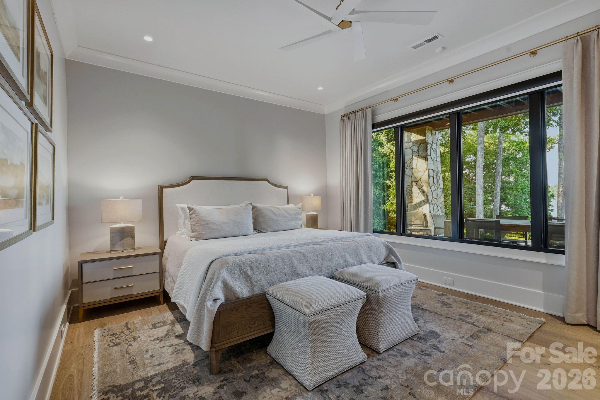 5915 Kiowa Road — Clover