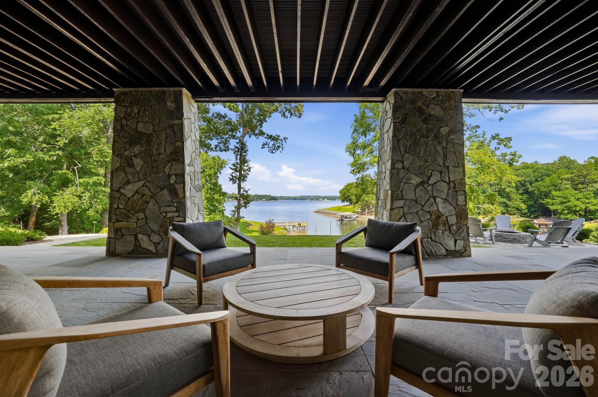 5915 Kiowa Road — Clover