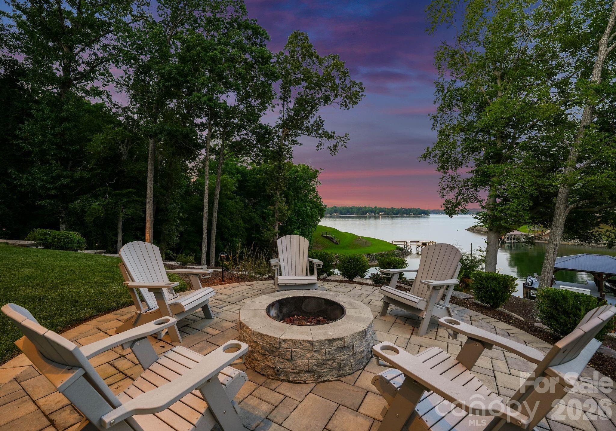 5915 Kiowa Road — Clover