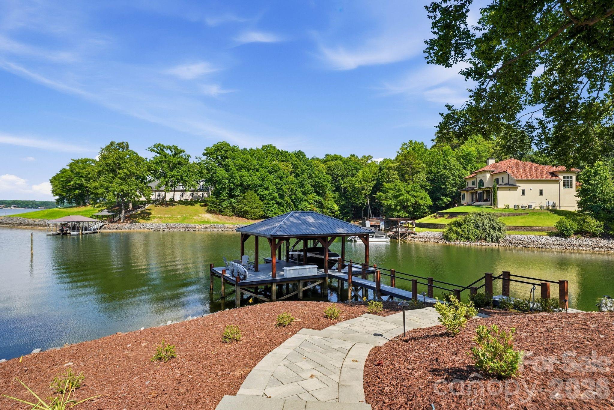 5915 Kiowa Road — Clover