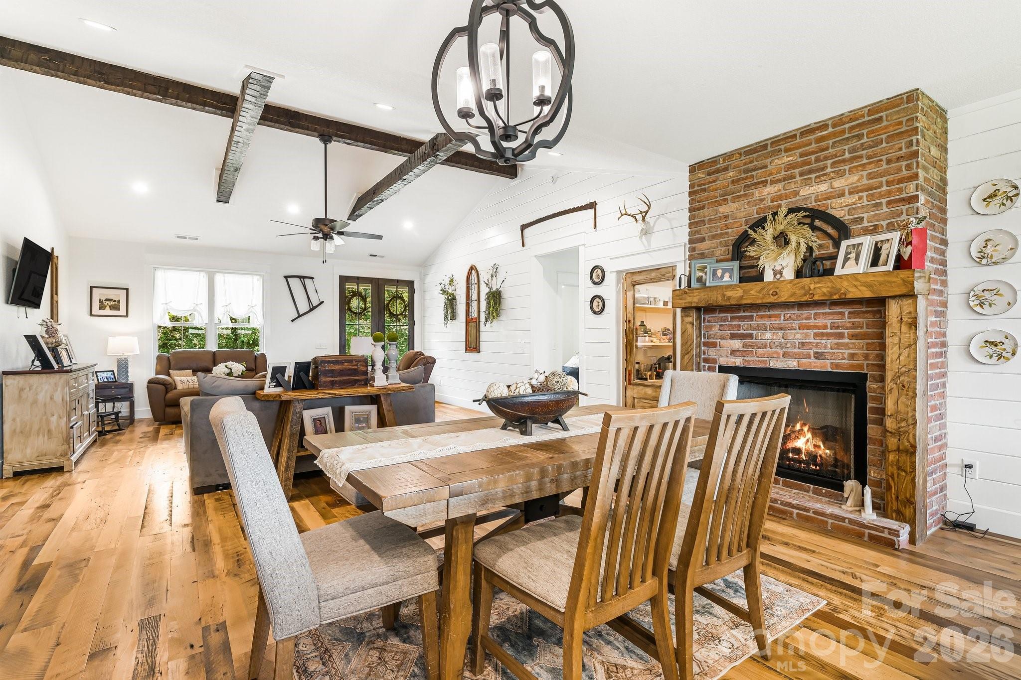 615 Don Felmet Road — Marshall