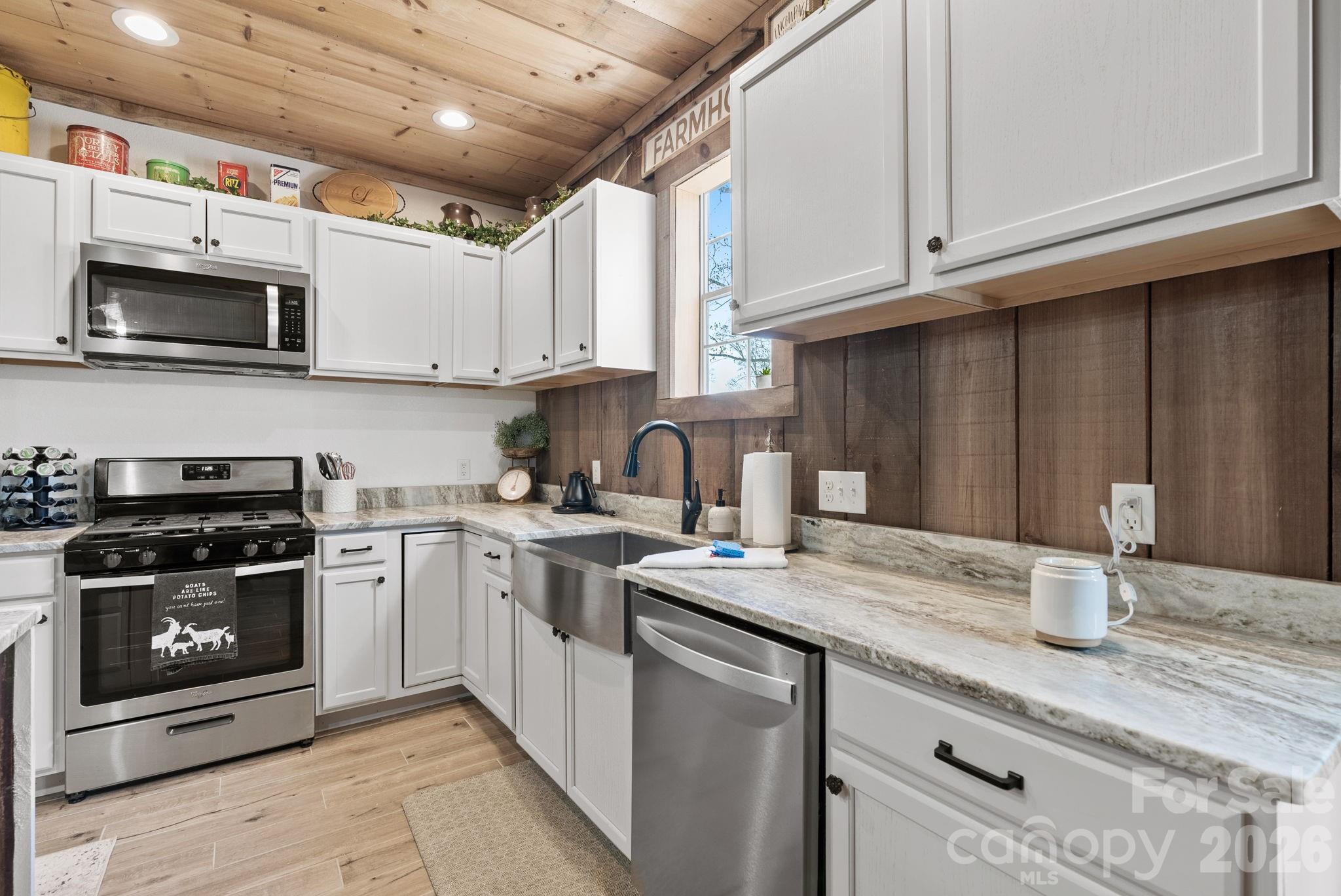 615 Don Felmet Road — Marshall
