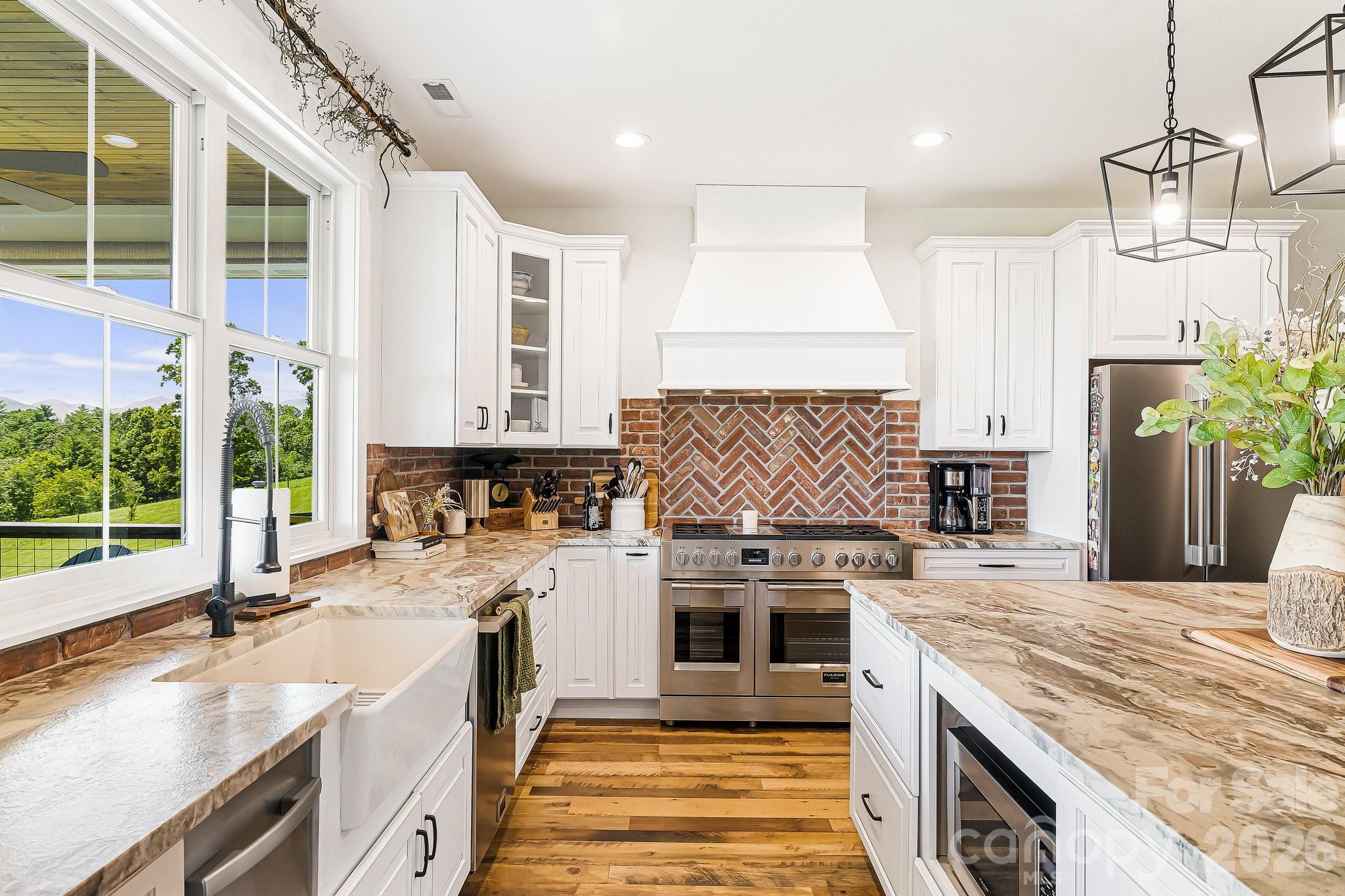 615 Don Felmet Road — Marshall