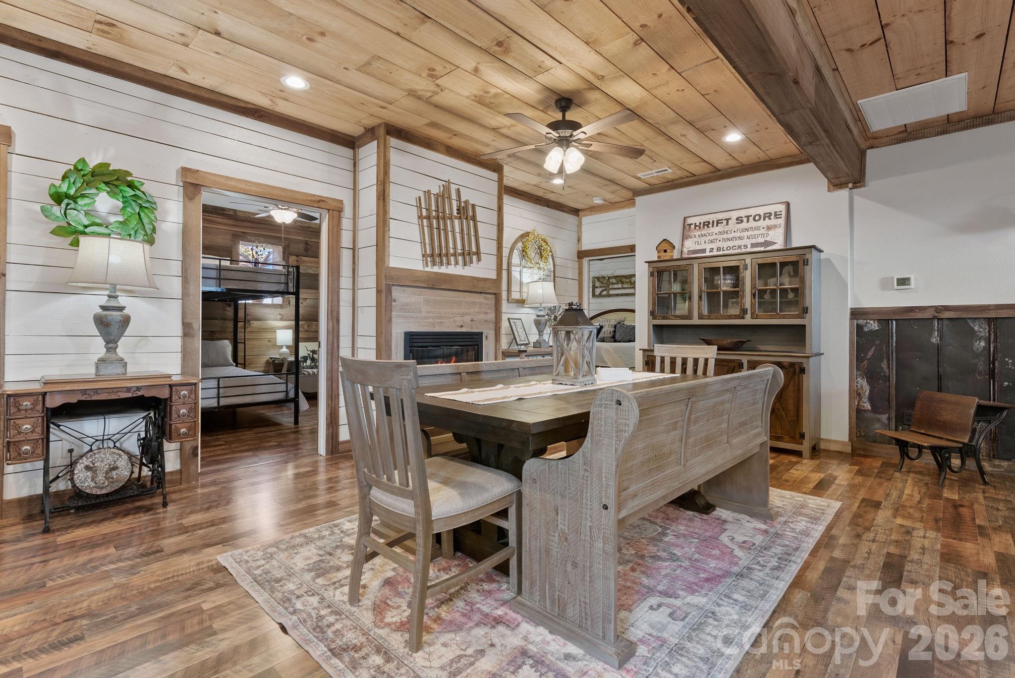 615 Don Felmet Road — Marshall