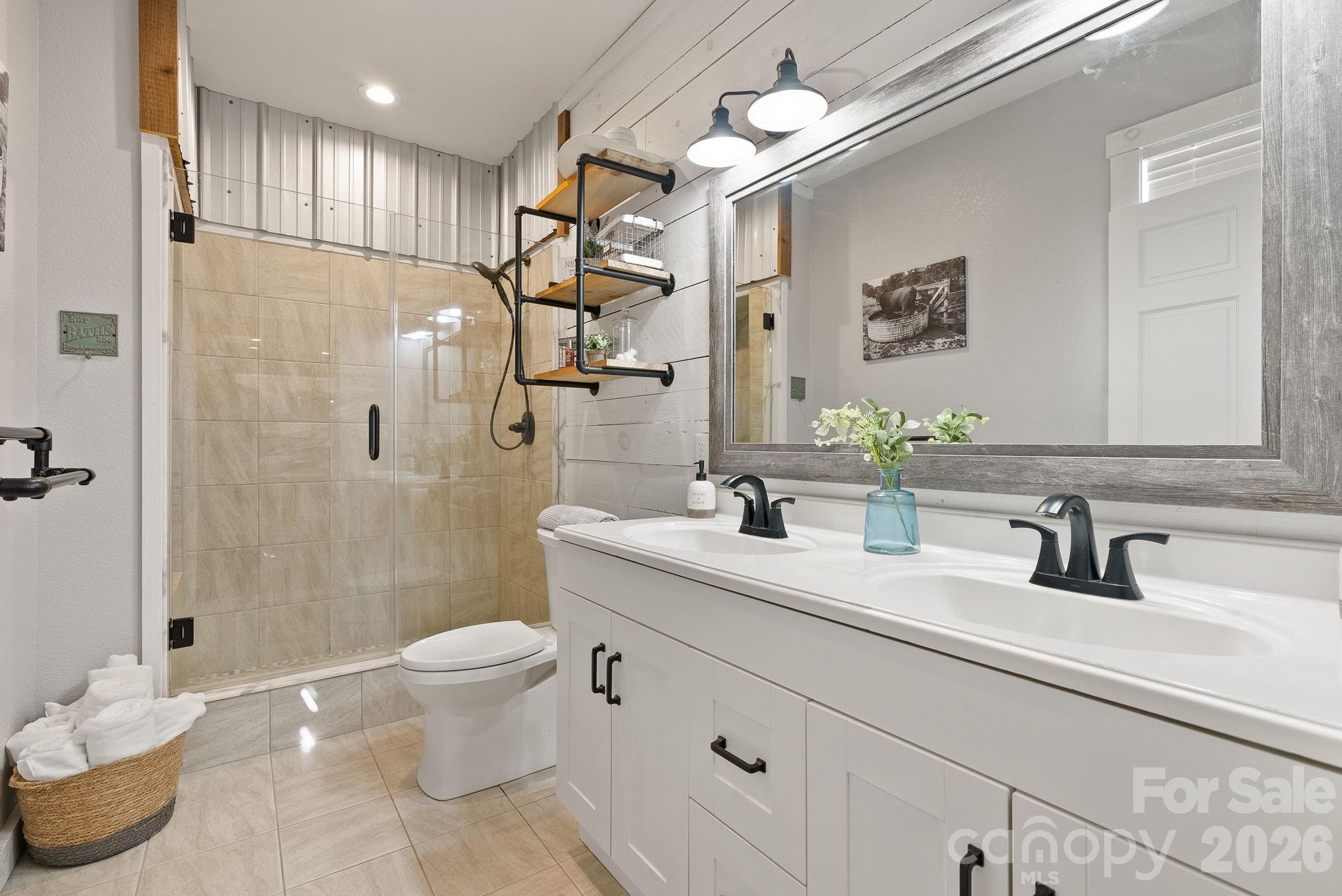 615 Don Felmet Road — Marshall