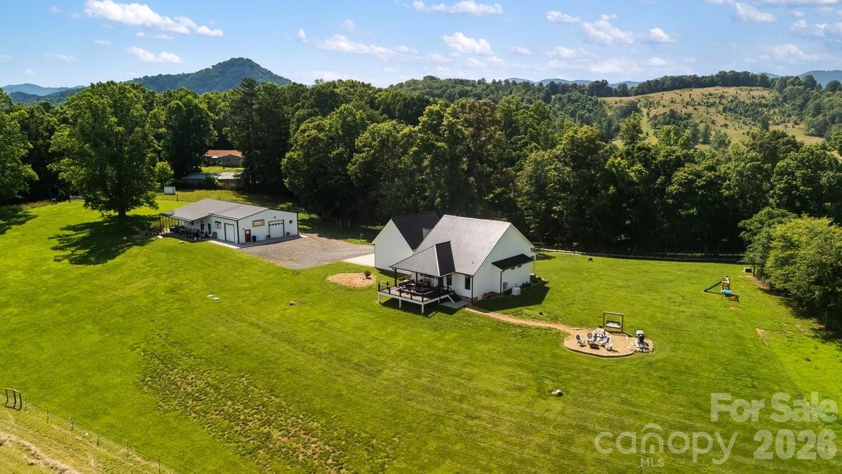 615 Don Felmet Road — Marshall