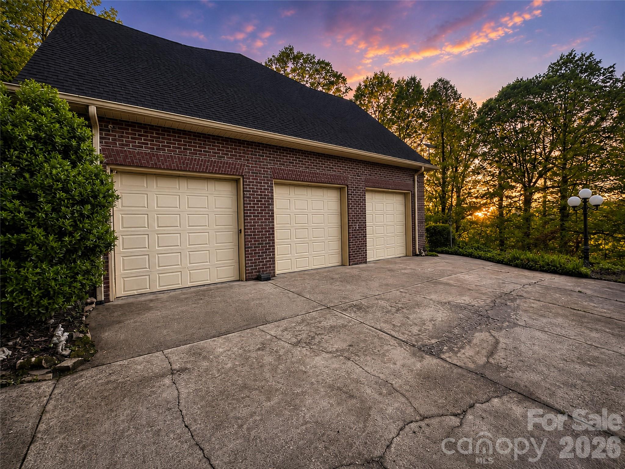 2983 Rockwood Drive — Lenoir