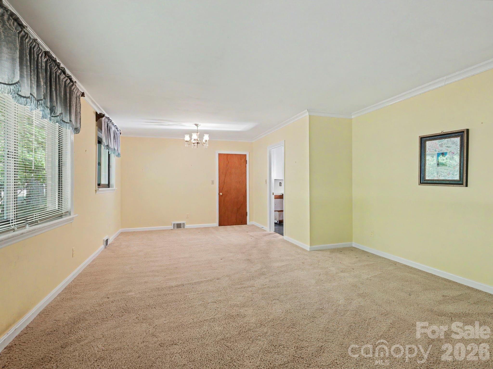 1006 S Main Street — Landis