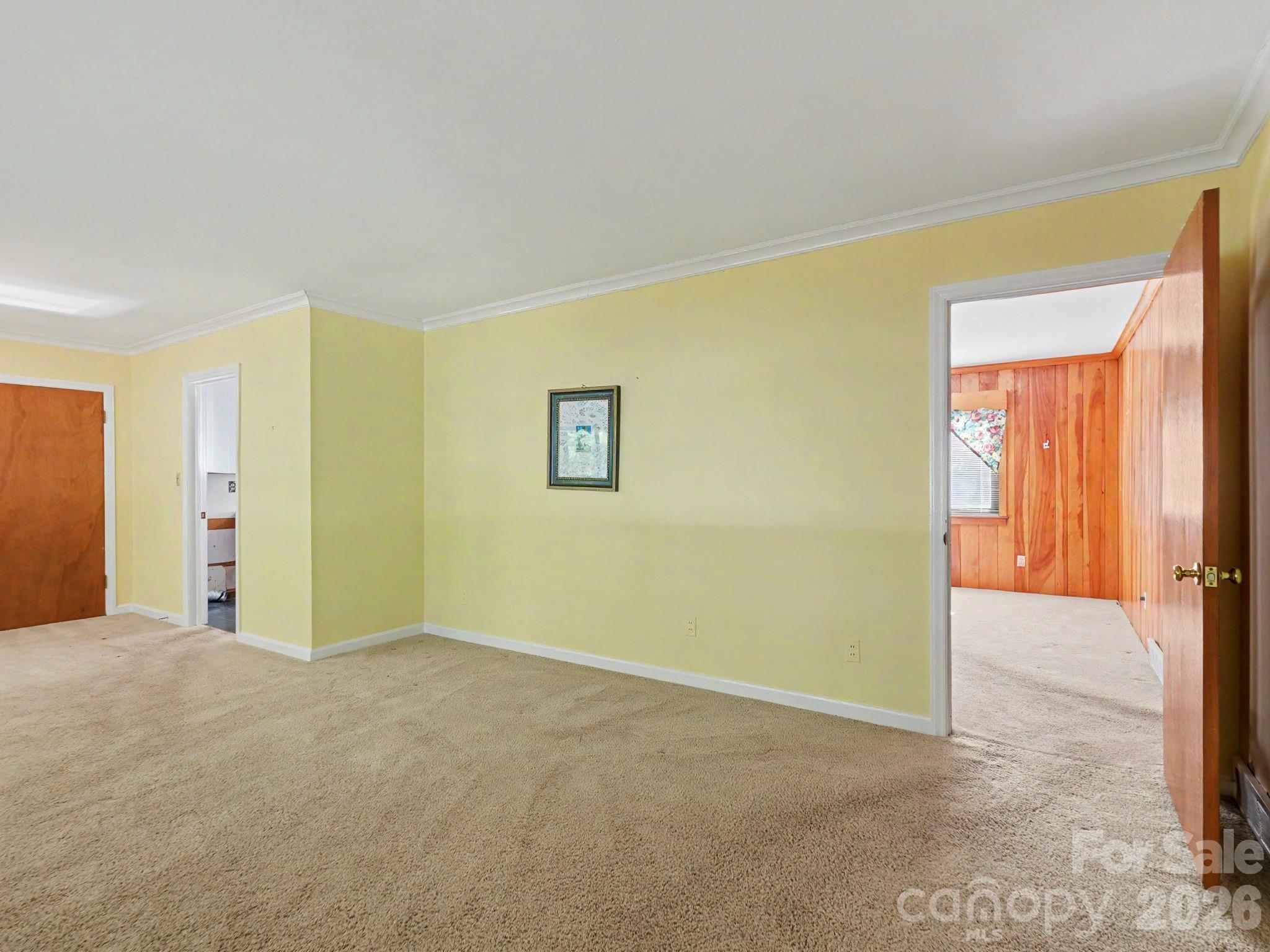 1006 S Main Street — Landis