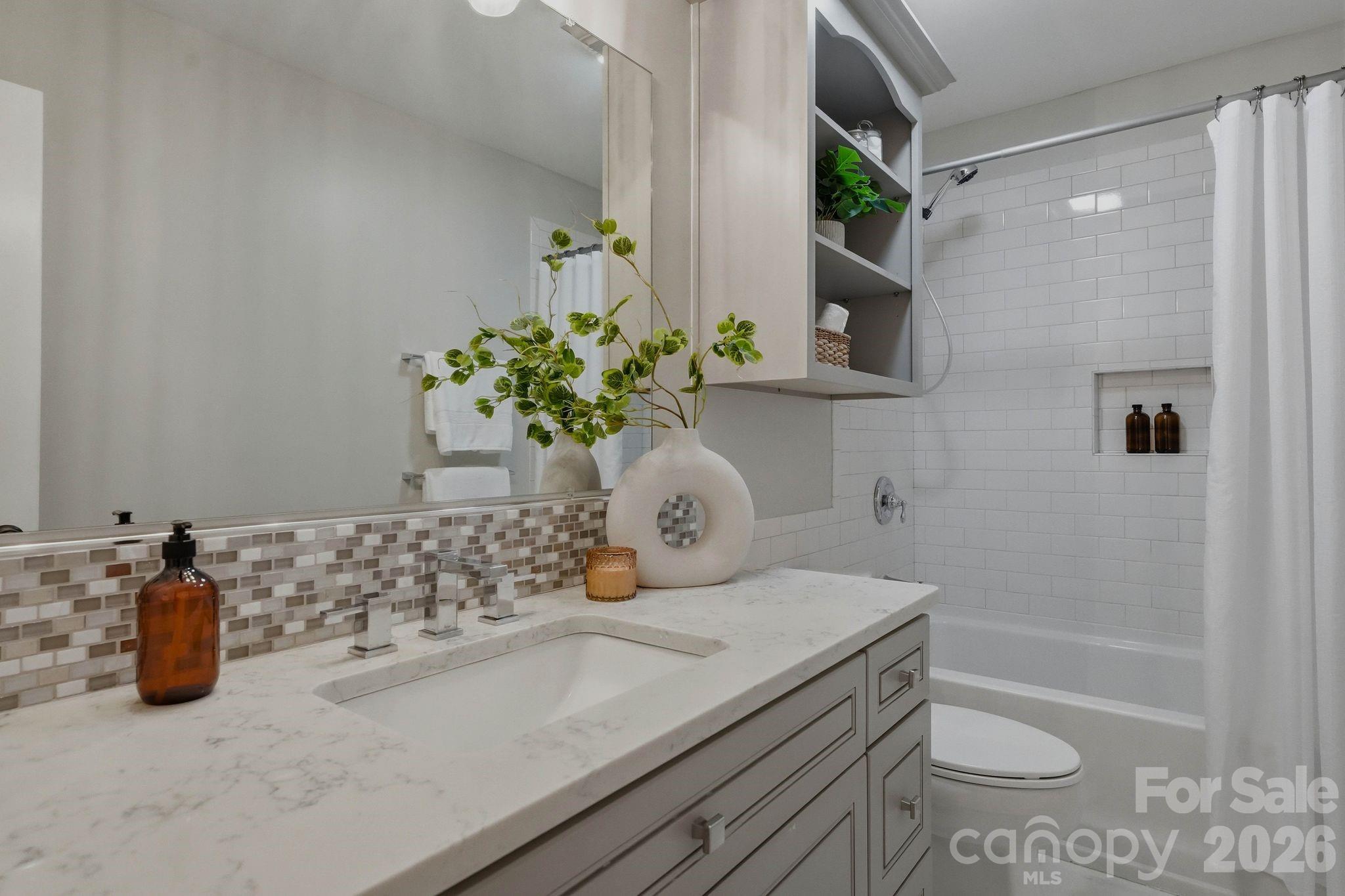 6109 Kingstree Drive — Charlotte