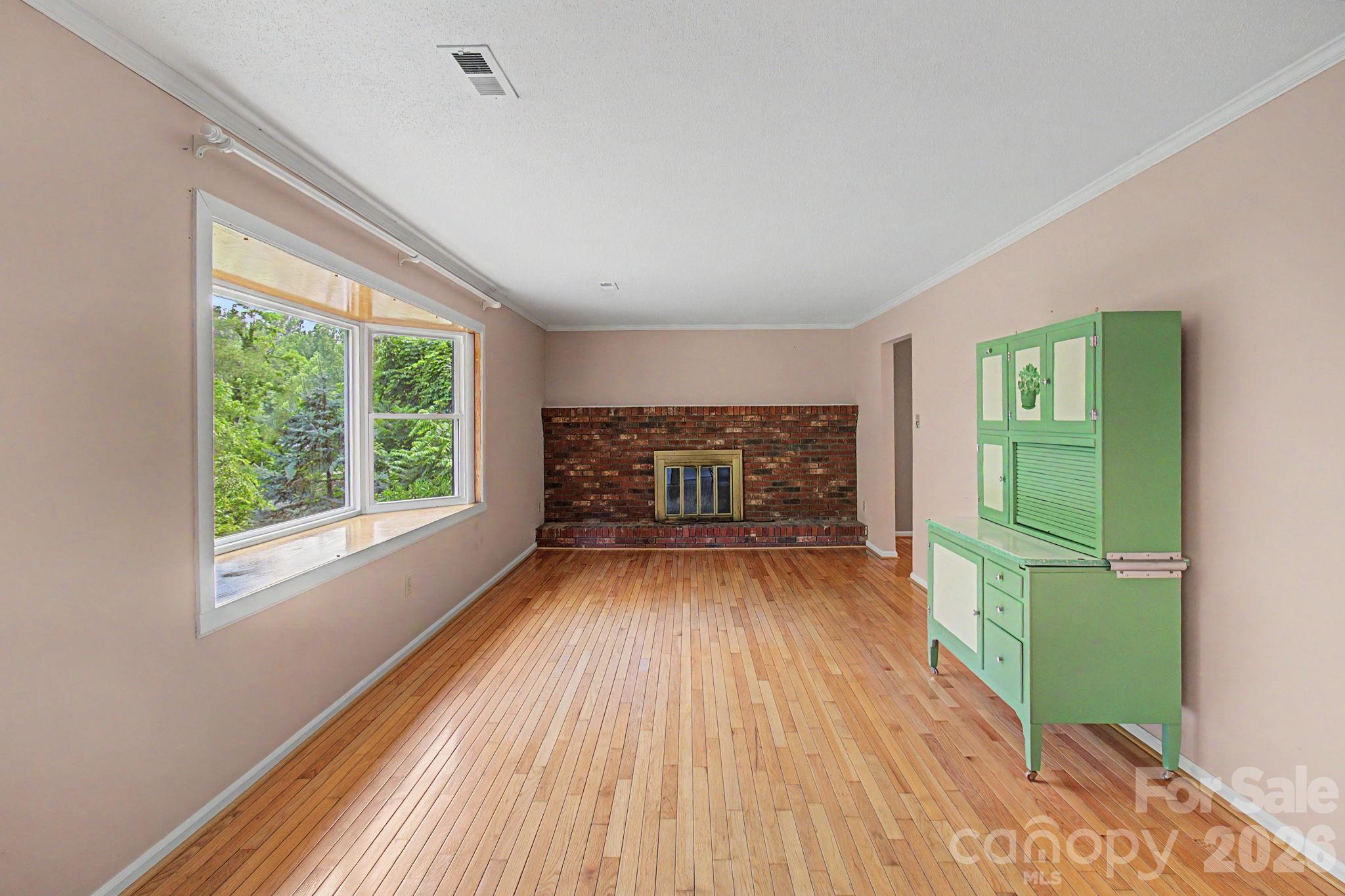 22 Mayfair Drive — Candler