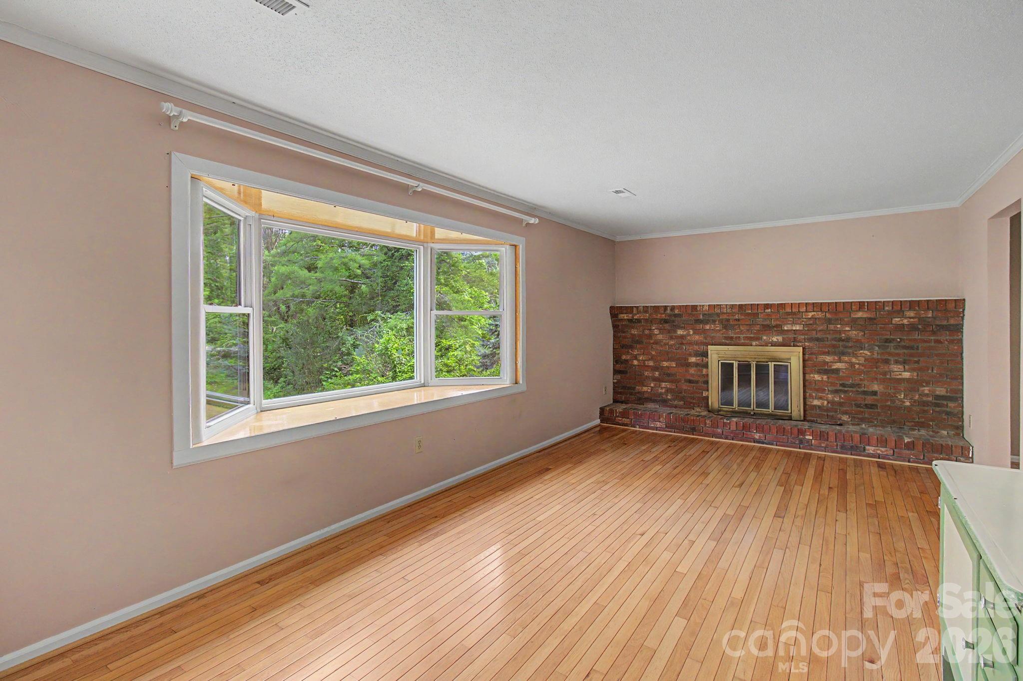 22 Mayfair Drive — Candler