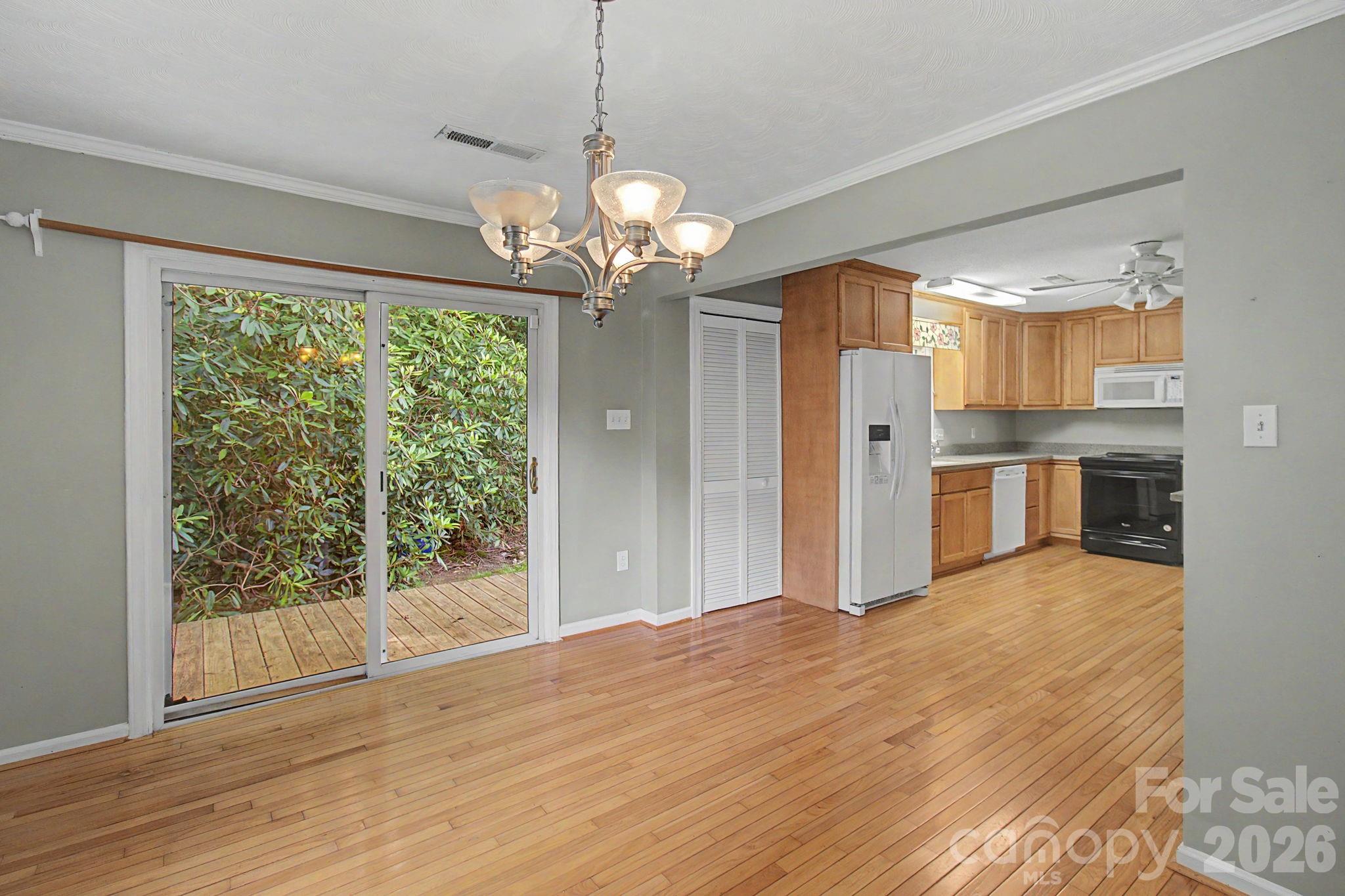 22 Mayfair Drive — Candler