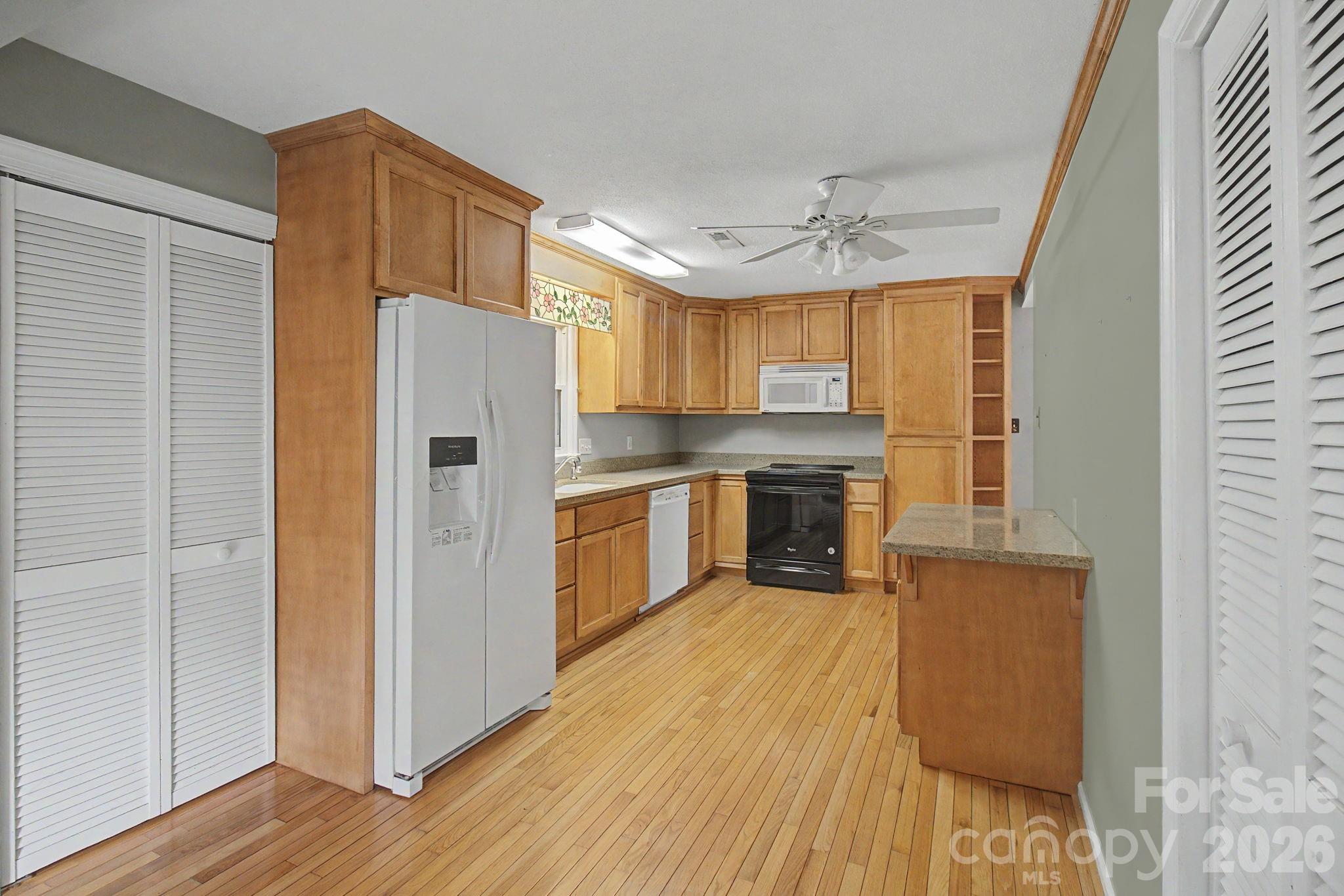 22 Mayfair Drive — Candler