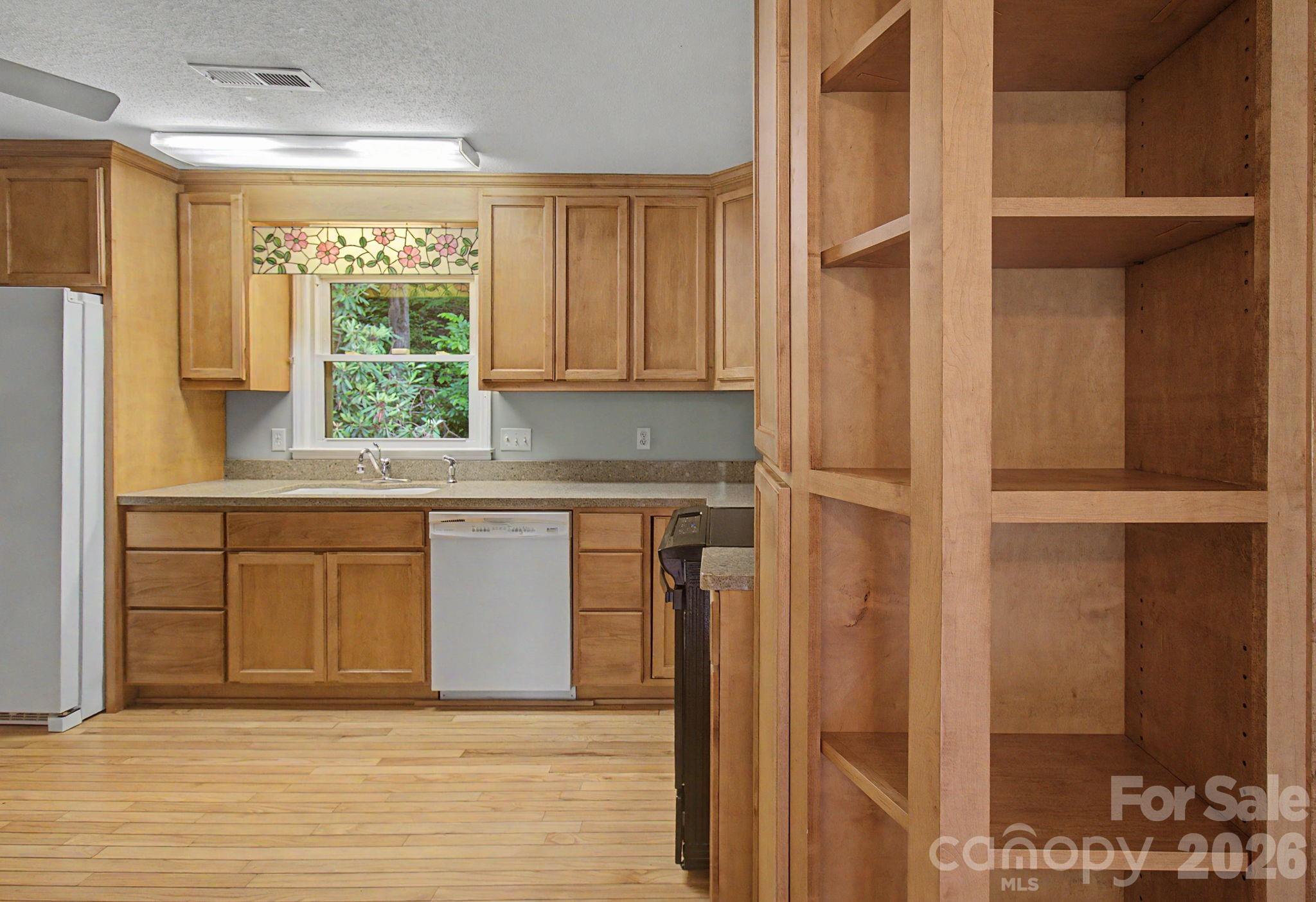 22 Mayfair Drive — Candler