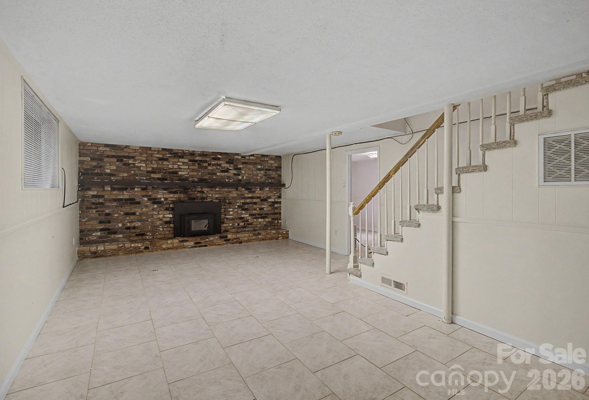 22 Mayfair Drive — Candler