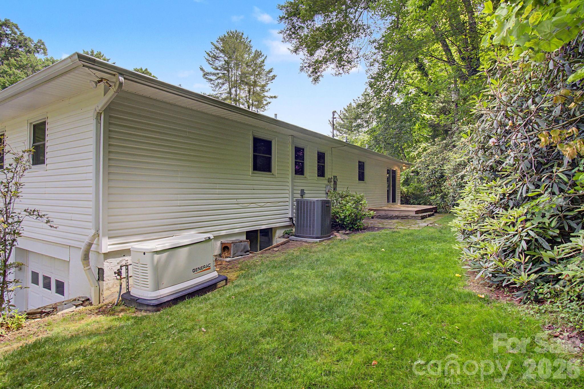 22 Mayfair Drive — Candler