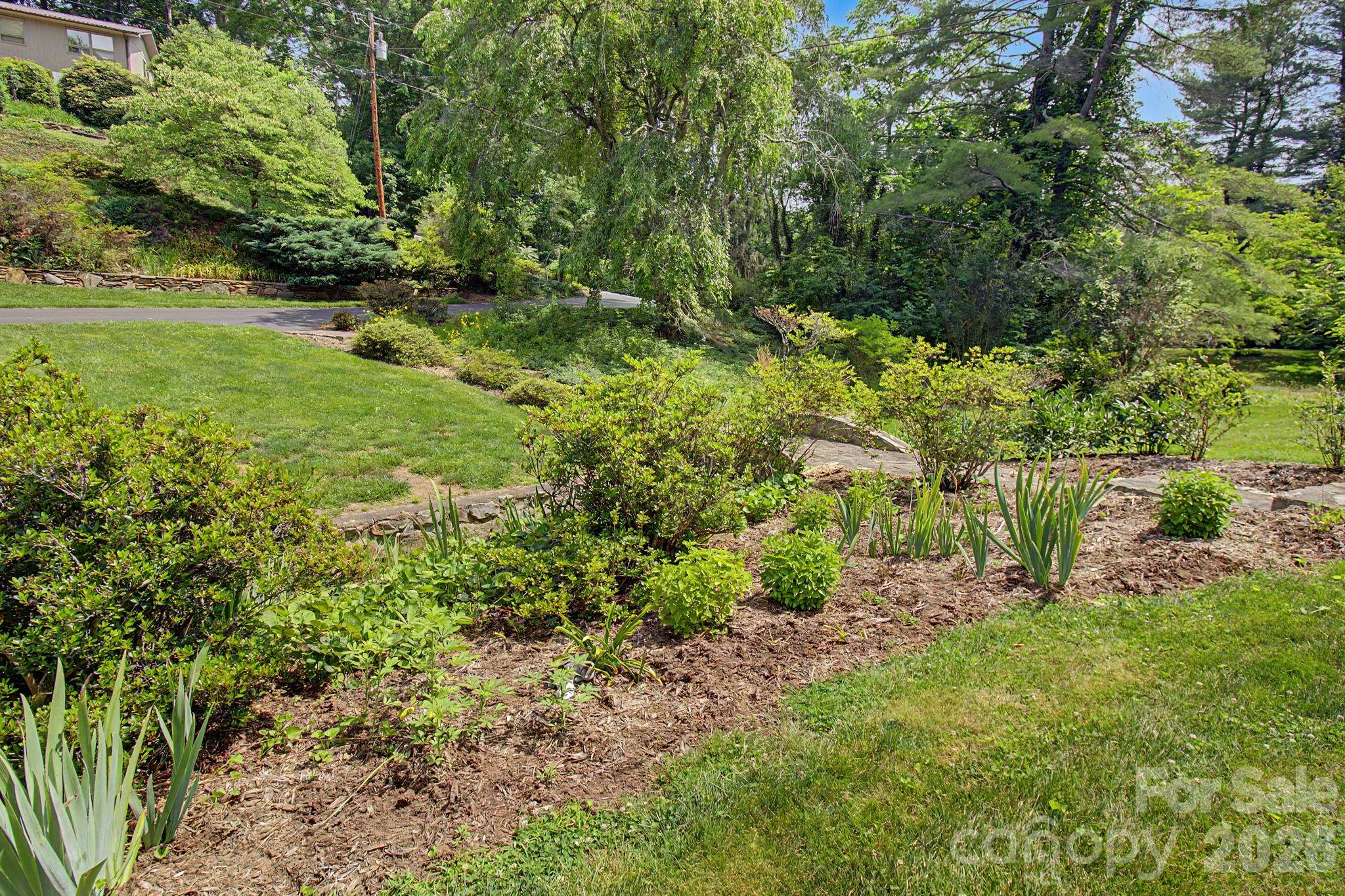 22 Mayfair Drive — Candler