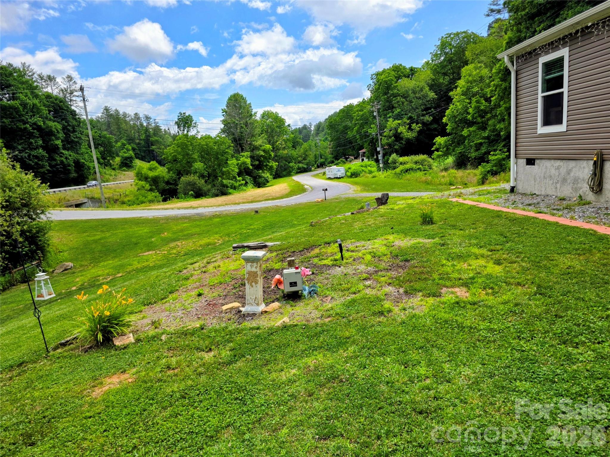30 Evergreen Road — Burnsville