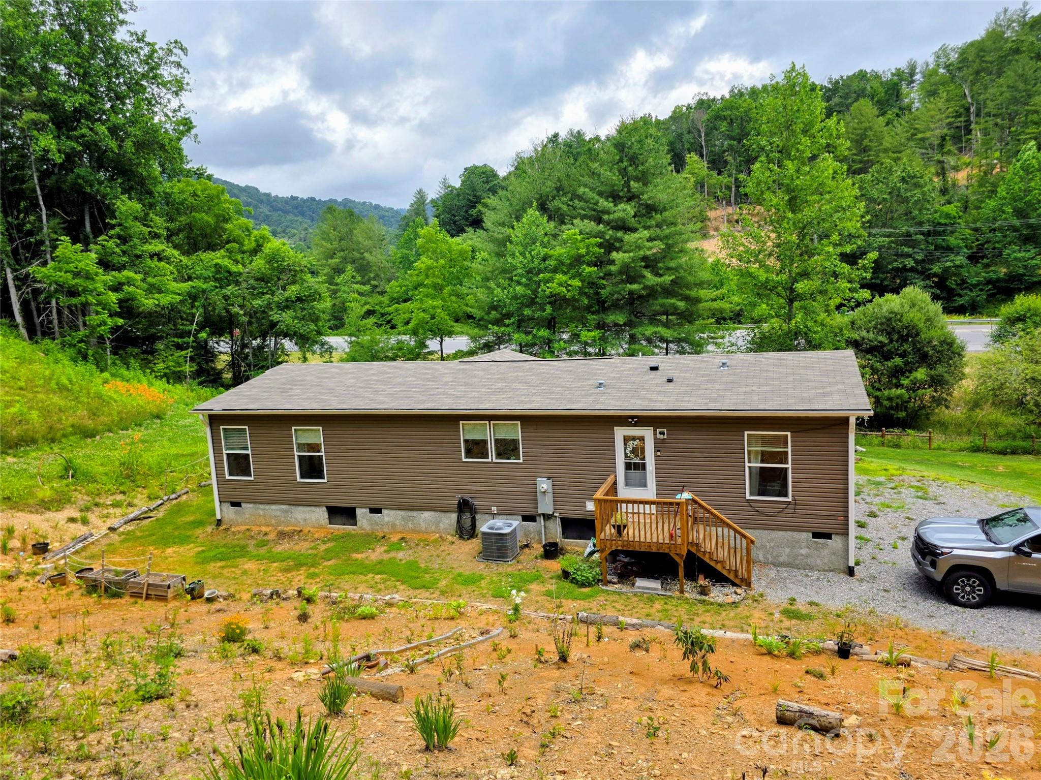 30 Evergreen Road — Burnsville