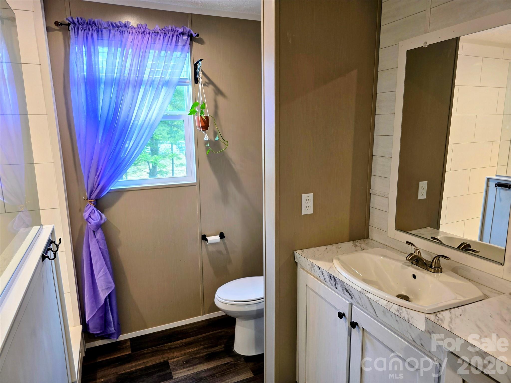30 Evergreen Road — Burnsville