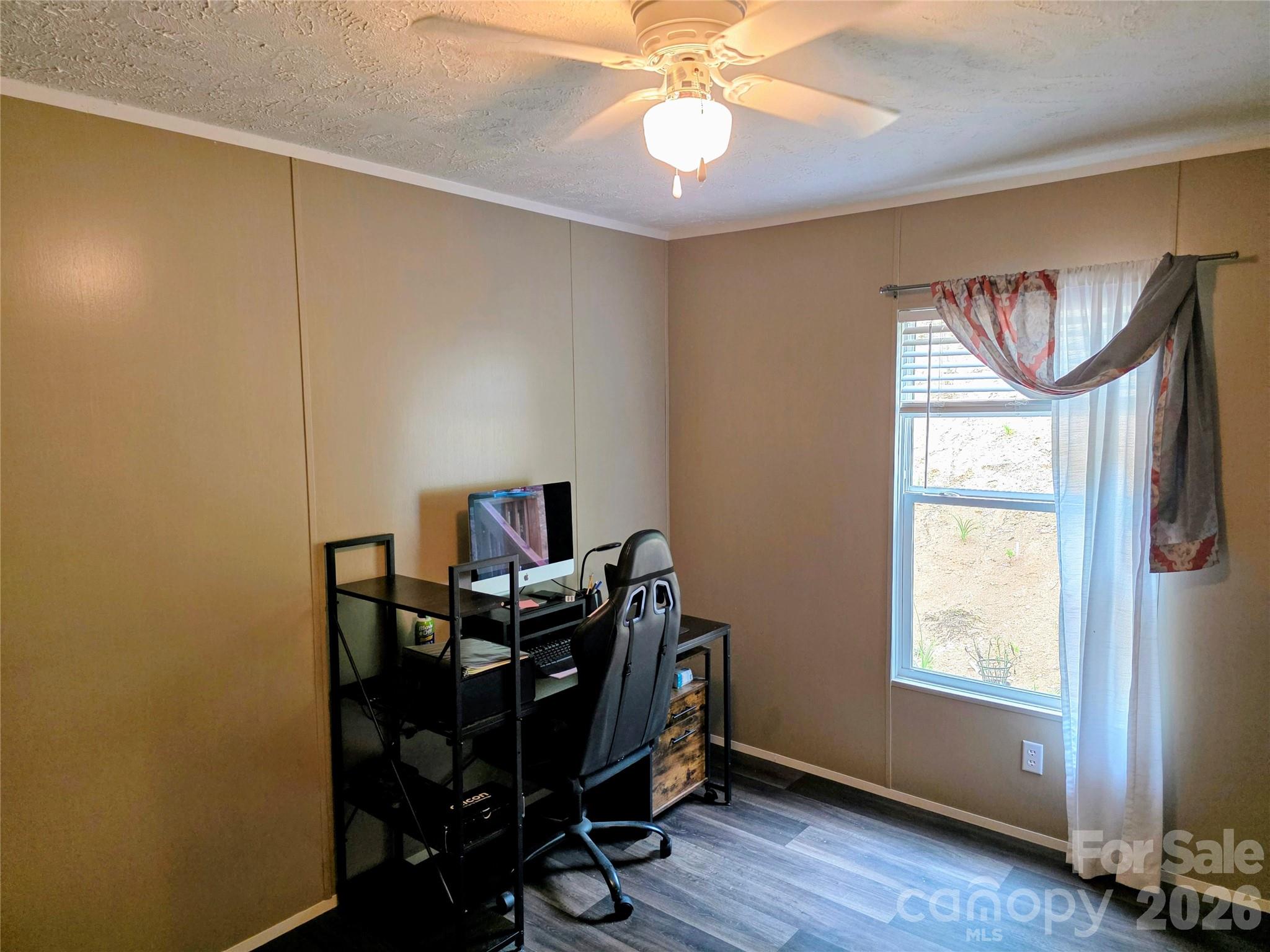 30 Evergreen Road — Burnsville
