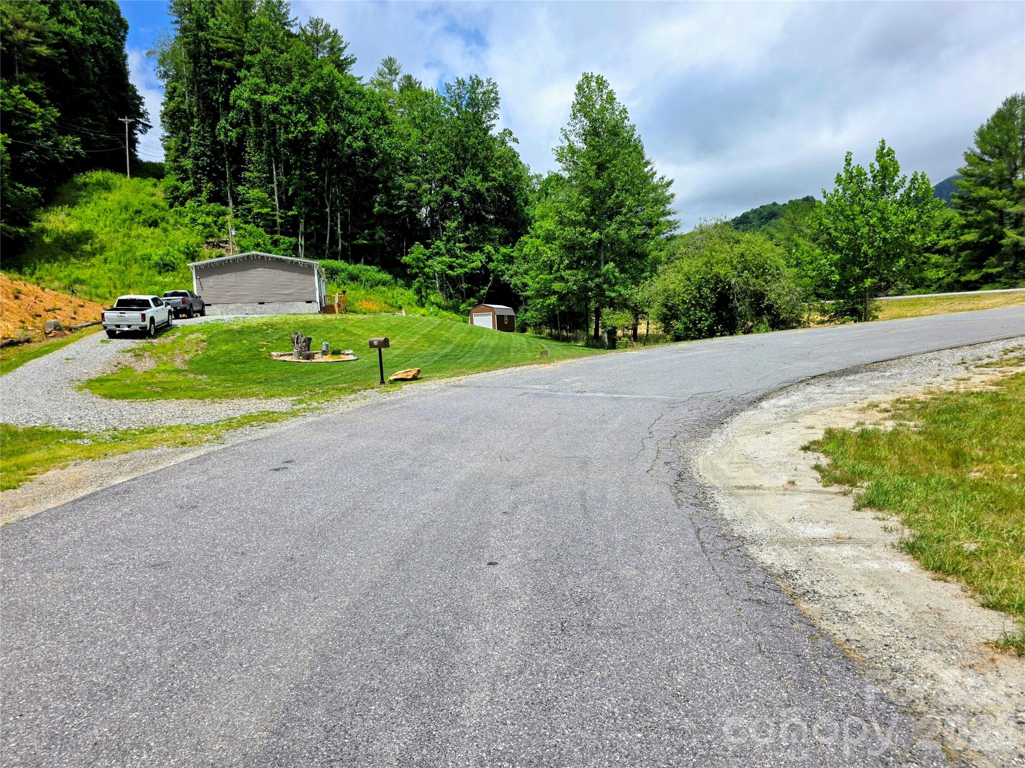 30 Evergreen Road — Burnsville