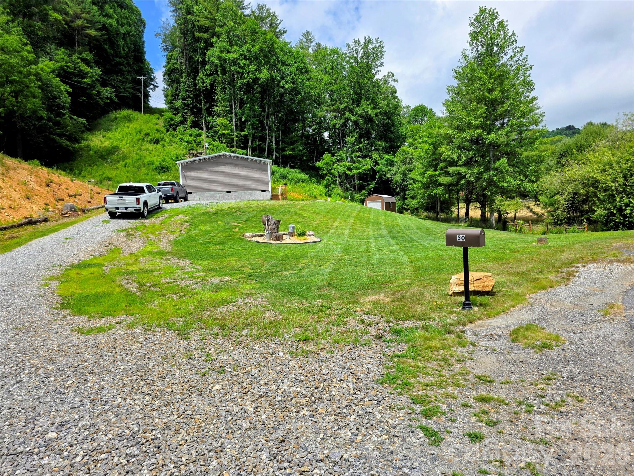 30 Evergreen Road — Burnsville
