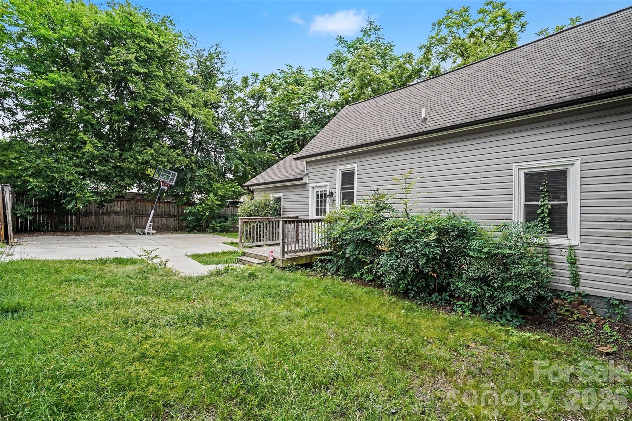 80 Kerr Street NW — Concord