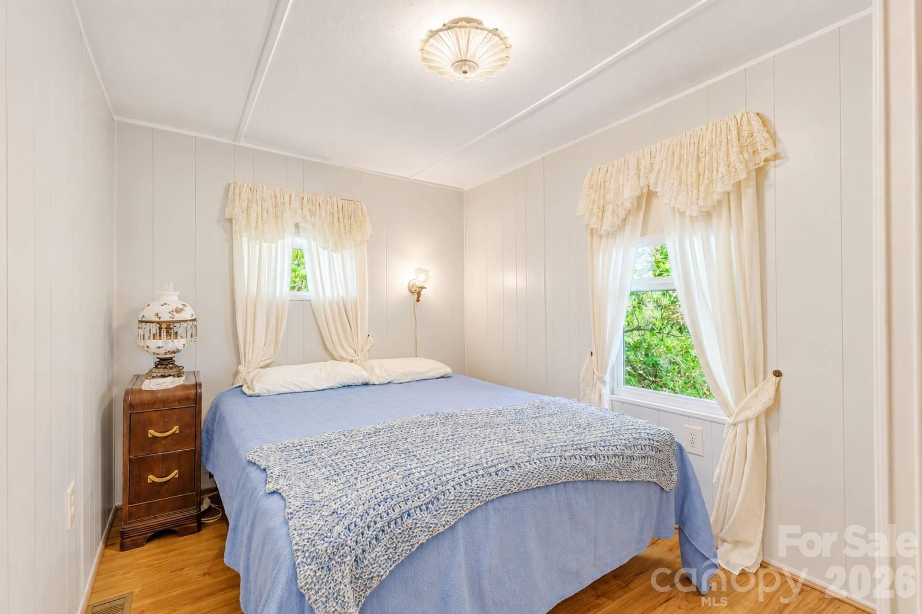 1680 Williamson Road — Whittier
