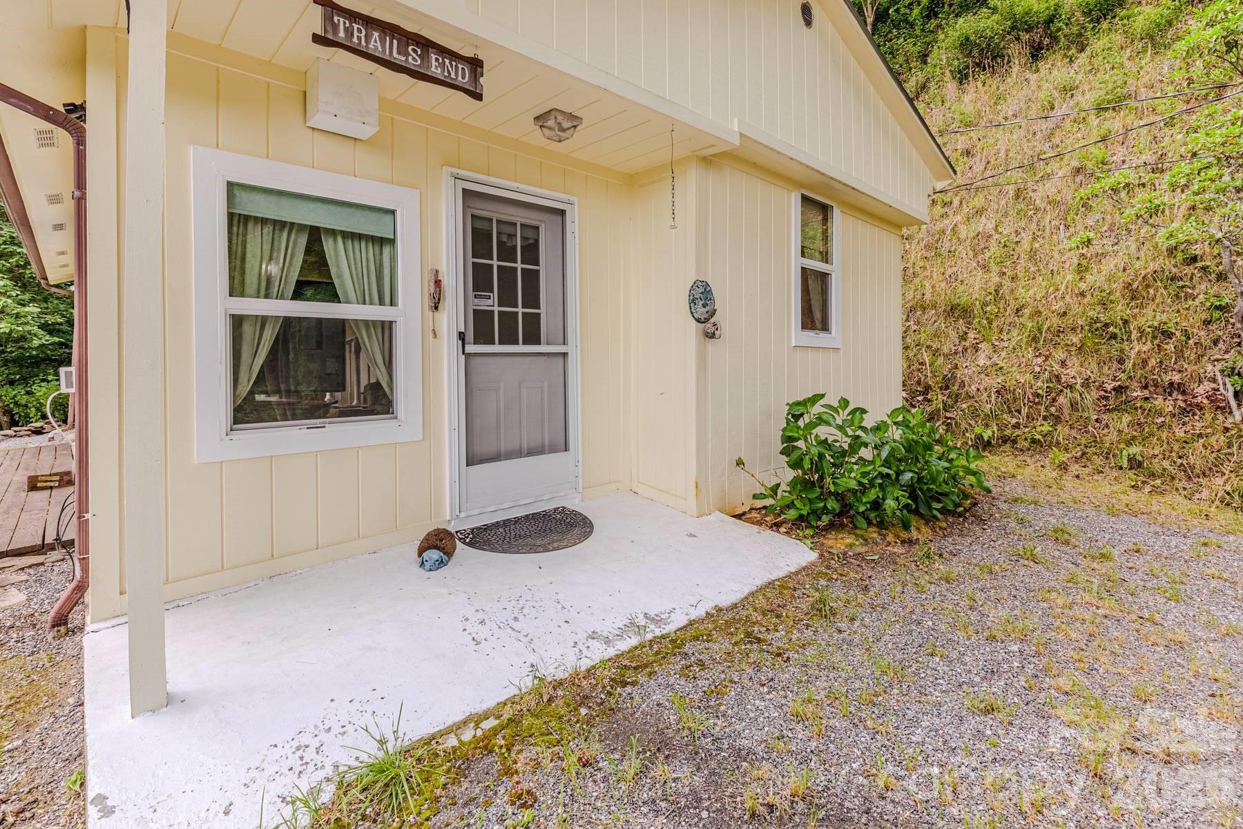1680 Williamson Road — Whittier
