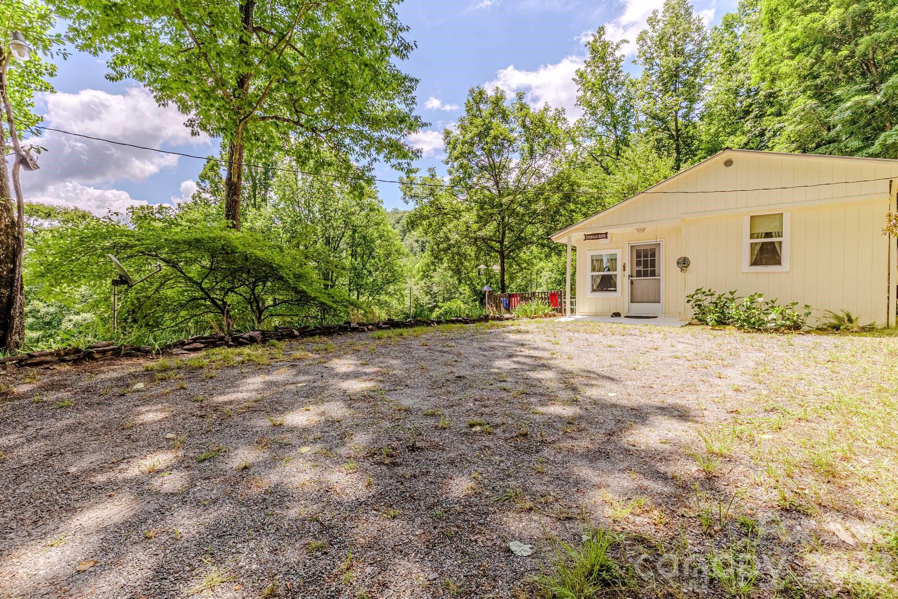 1680 Williamson Road — Whittier