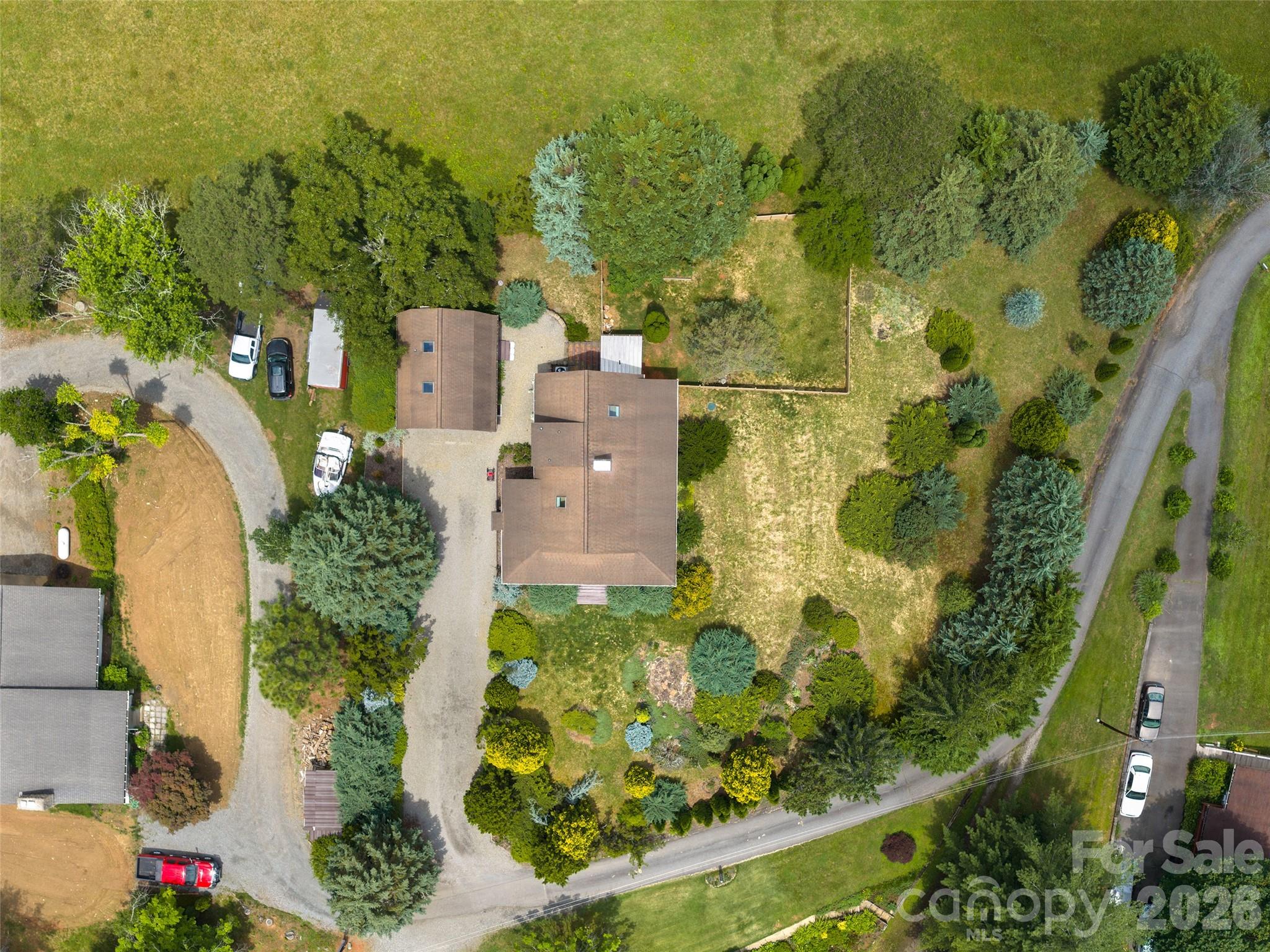 7 Hope Lane — Weaverville