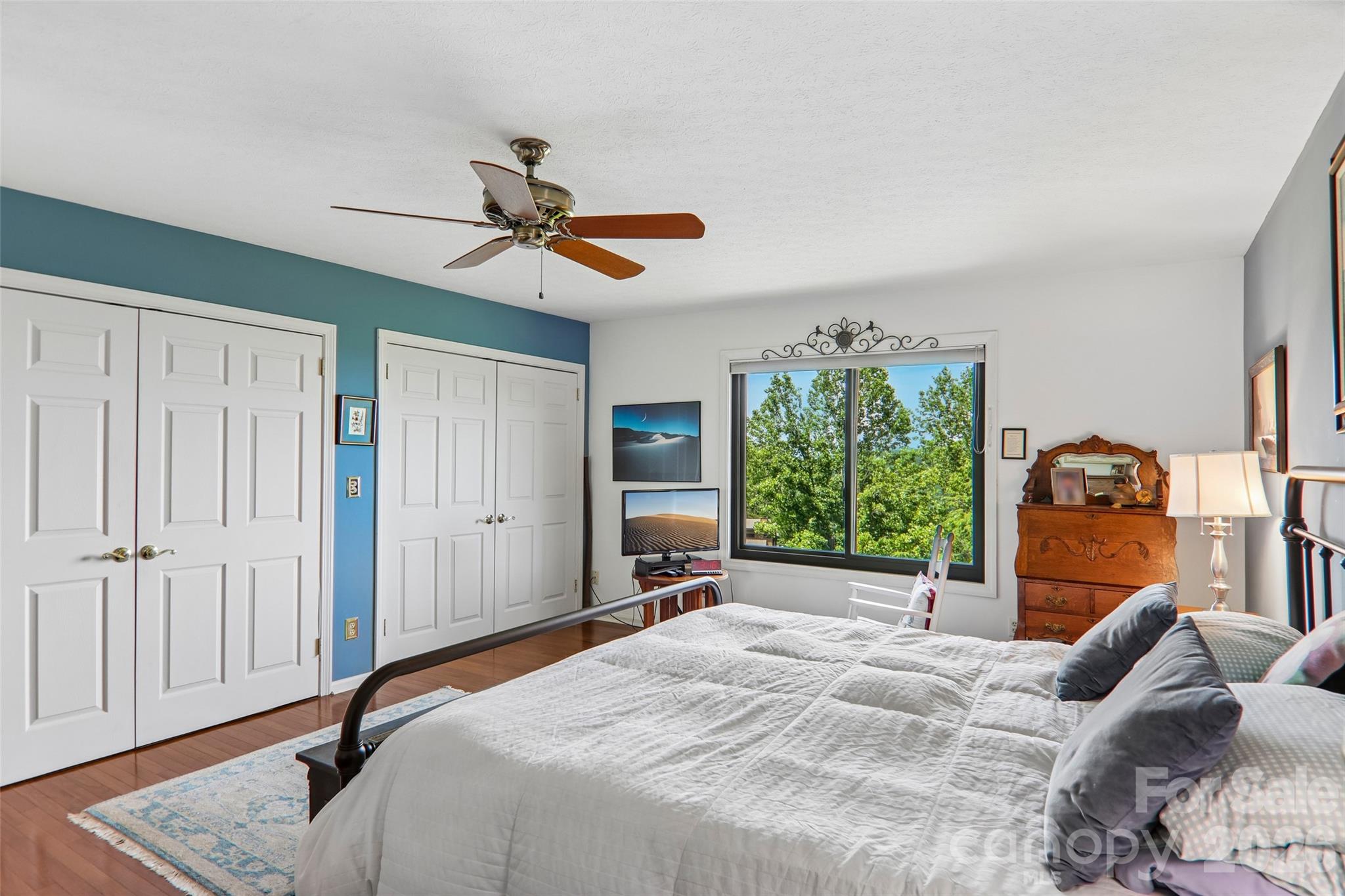 138 Woodbridge Drive — Laurel Park