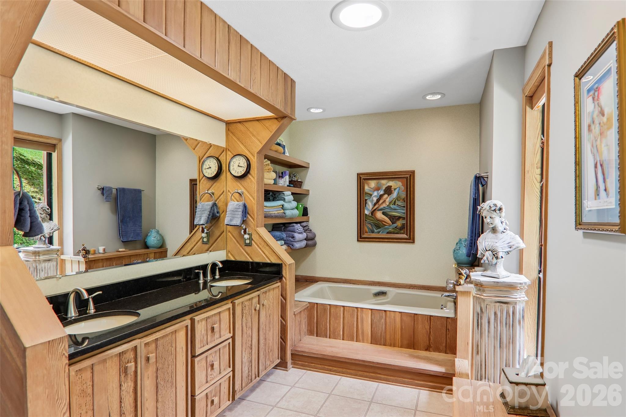 138 Woodbridge Drive — Laurel Park