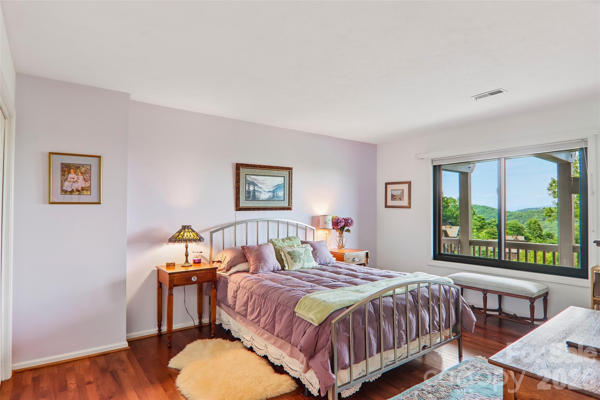 138 Woodbridge Drive — Laurel Park