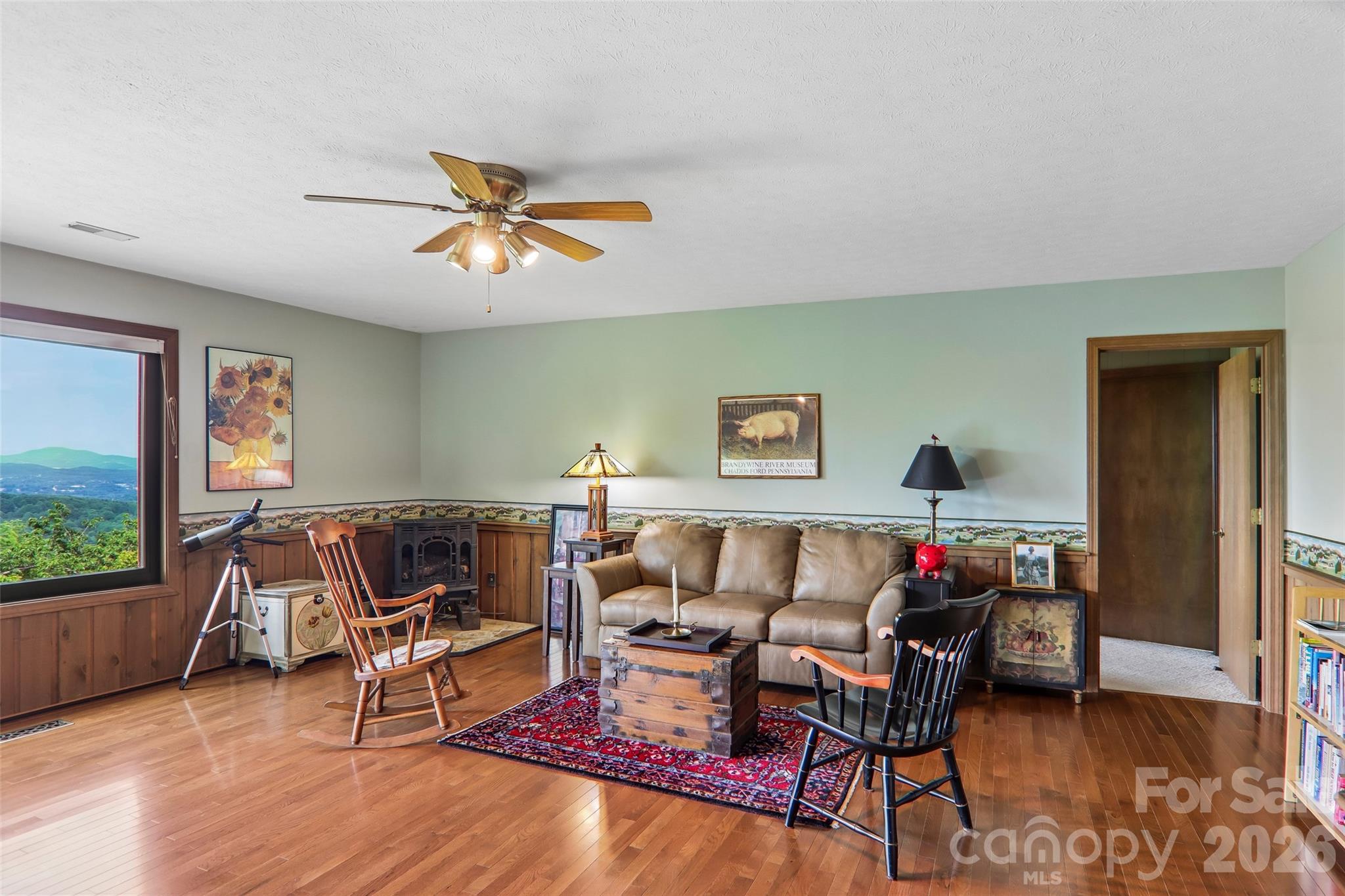 138 Woodbridge Drive — Laurel Park